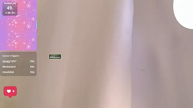 美女xiaogou-bb888在线直播