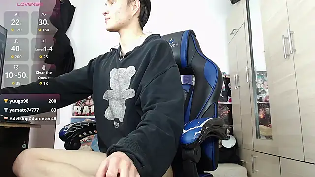 sr_jaeger - Sr_jaeger's free webcam - UK Sex Cams