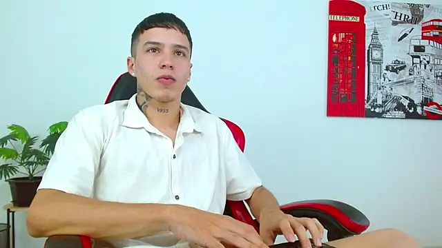 cumandres18 - Cumandres18's free webcam - UK Sex Cams