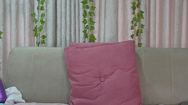 bridgetrodriguez - BridgetRodriguez's free webcam