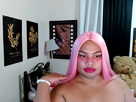 TSbrianaHugeCock live sex cam