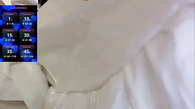 美女Tw_Zoella在线直播