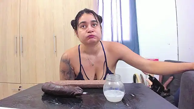 andreita_trujillos - Andreita_trujillos's free webcam