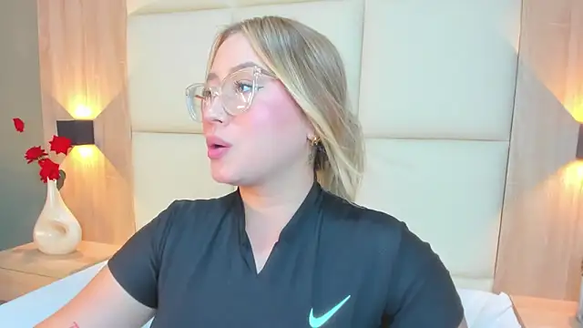 antonella_cutie_ - Antonella_cutie_'s free webcam