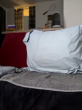 volcaniiia - Volcaniiia's free webcam