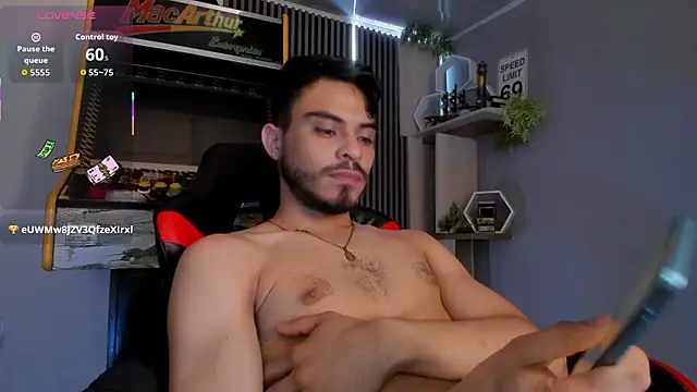 bastian_mccormick - Bastian_MCcormick's free webcam