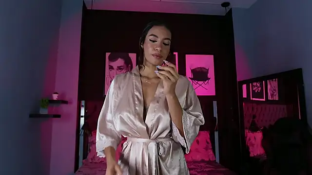 kitty_collins_ - Kitty_collins_'s free webcam - UK Sex Cams