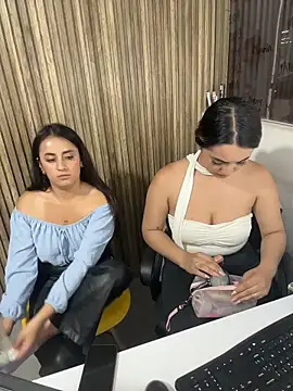 antonella_julieta - Antonella_Julieta's free webcam