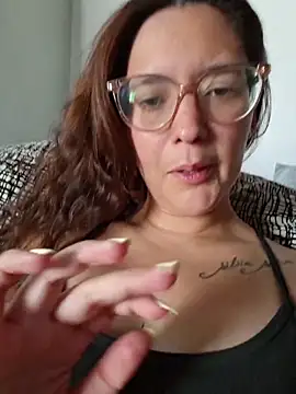 Webcam Model (Harley-77) is live