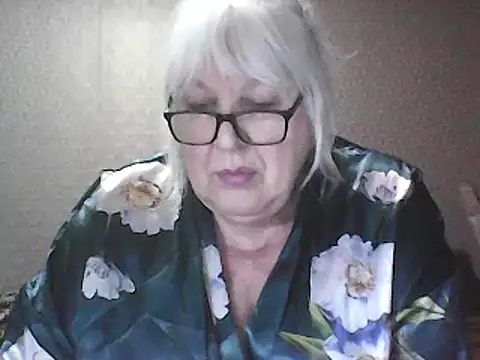 alexia64231 - Alexia64231's free webcam