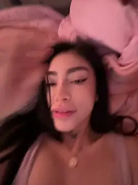 Webcam Model (Bonny_Eva)  is live.Free join now!