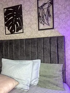 bliinkii_and_luka_ - Bliinkii_and_luka_'s free webcam - UK Sex Cams