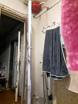 Rozaaaaforyoubigboob