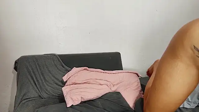 emilyvalenca (G young) - Naked