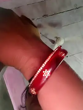 pooja_shre (F young) - rtmp://live.doppiocdn.com/ext