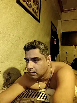 hardnhornybull (Ask my age) - HELP ME START MY SHOW