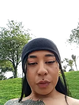 zafiro_glow - Zafiro_glow's free webcam - UK Sex Cams