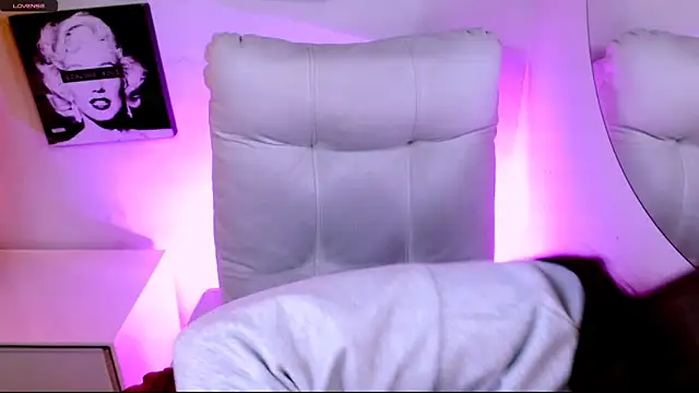 samantharoldaan - SamanthaRoldaan's free webcam - UK Sex Cams