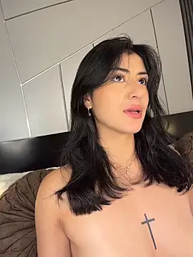 Webcam Model (fiorella_paris) is live