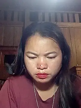 emlylyxinh - Emlylyxinh's free webcam - UK Sex Cams