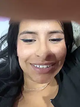 Webcam Model (_elektrah)  is live.Free join now!