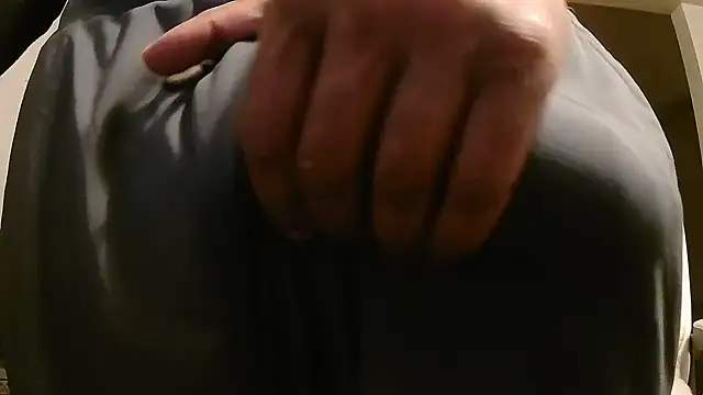 mrdaddybbsnake (Ask my age) - bust 1st nut of the day