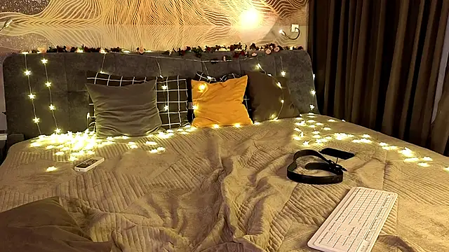 britneyswiss - BritneySwiss's free webcam