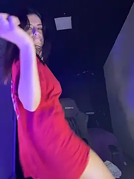 waspy (F young) - Naked & pussycreams