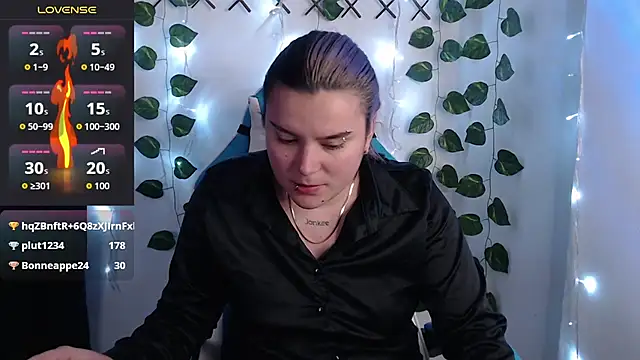 nika_1_ - Nika_1_'s free webcam - UK Sex Cams