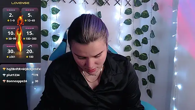 nika_1_ - Nika_1_'s free webcam - UK Sex Cams