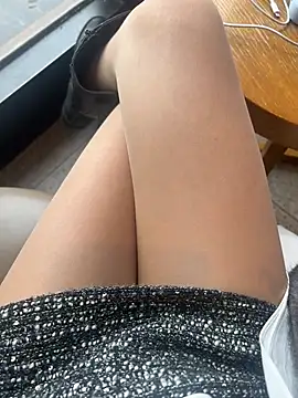 yimisun01 - Yimisun01's free webcam