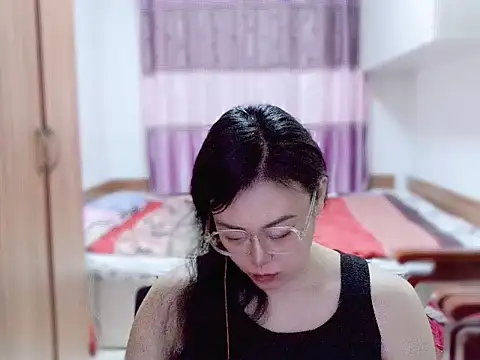 yingying1222 live sex cam