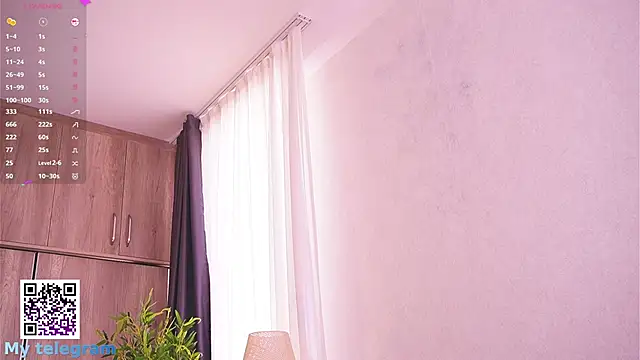 LynBardon live sex cam