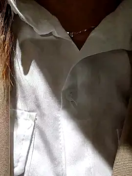 Webcam Model (Baby-Linh)  is live.Free join now!