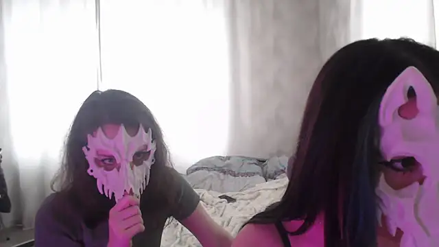 hotxgrls - HotXGRLS's free webcam - UK Sex Cams