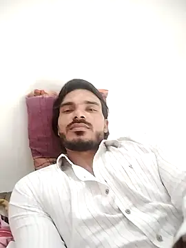 rocky_boy4 - Rocky_boy4's free webcam - UK Sex Cams