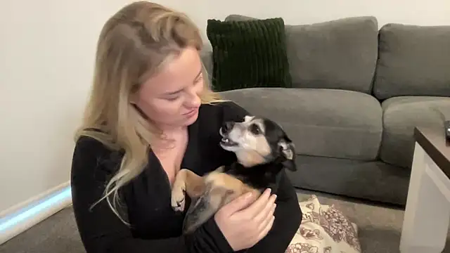 bigboobybaby@xh live sex cam