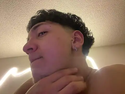 desireluxe (Ask my age) - play tits