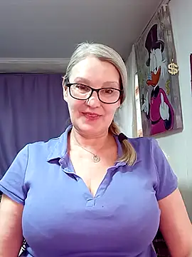 irinamaux - Irinamaux's free webcam