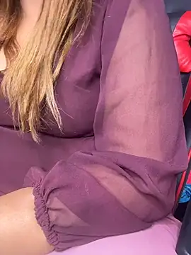 roasted_peanut - Roasted_peanut's free webcam