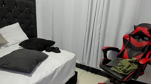 ethan_wolfe - Ethan_Wolfe's free webcam