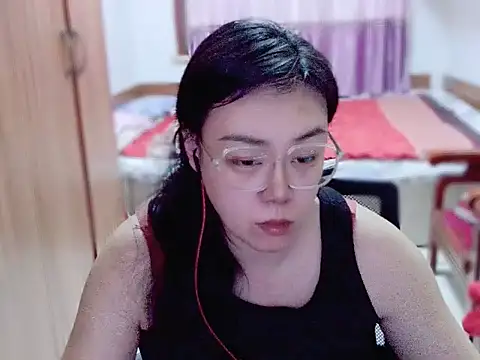 yingying1222 - Yingying1222's free webcam