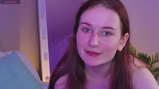 l1ittle_kitty_ - L1ittle_kitty_'s free webcam - UK Sex Cams