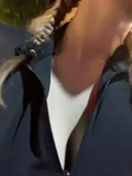 ViviennMur's live cam