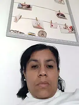 molly_newman6 (F milf) - Morning teases are the best👿