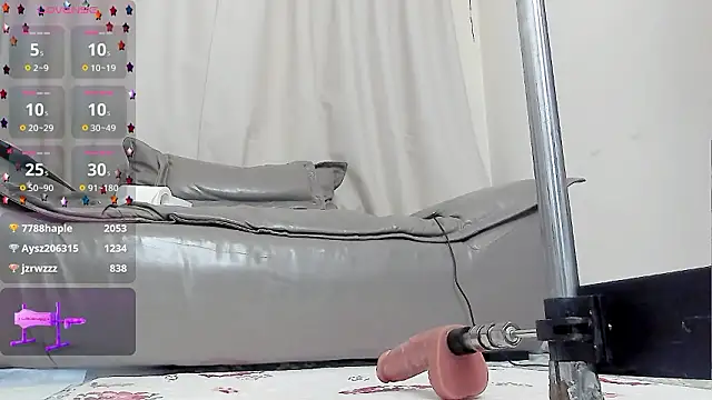 美女fox-yiyi在线直播