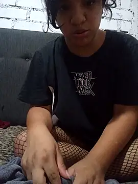 sivi22 (Ask my age) - Show ass spank