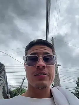 latin_paisa_boy (M young) - OPEN THE DOOR IN BOXER