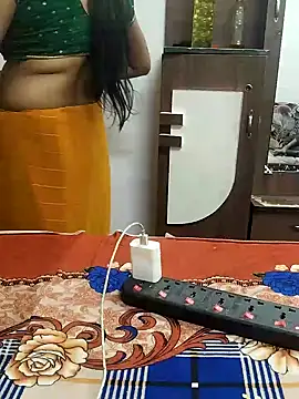 Cute-angle-1 live sex cam