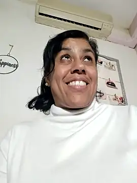 Webcam Model (Molly_newman6)  is live.Free join now!